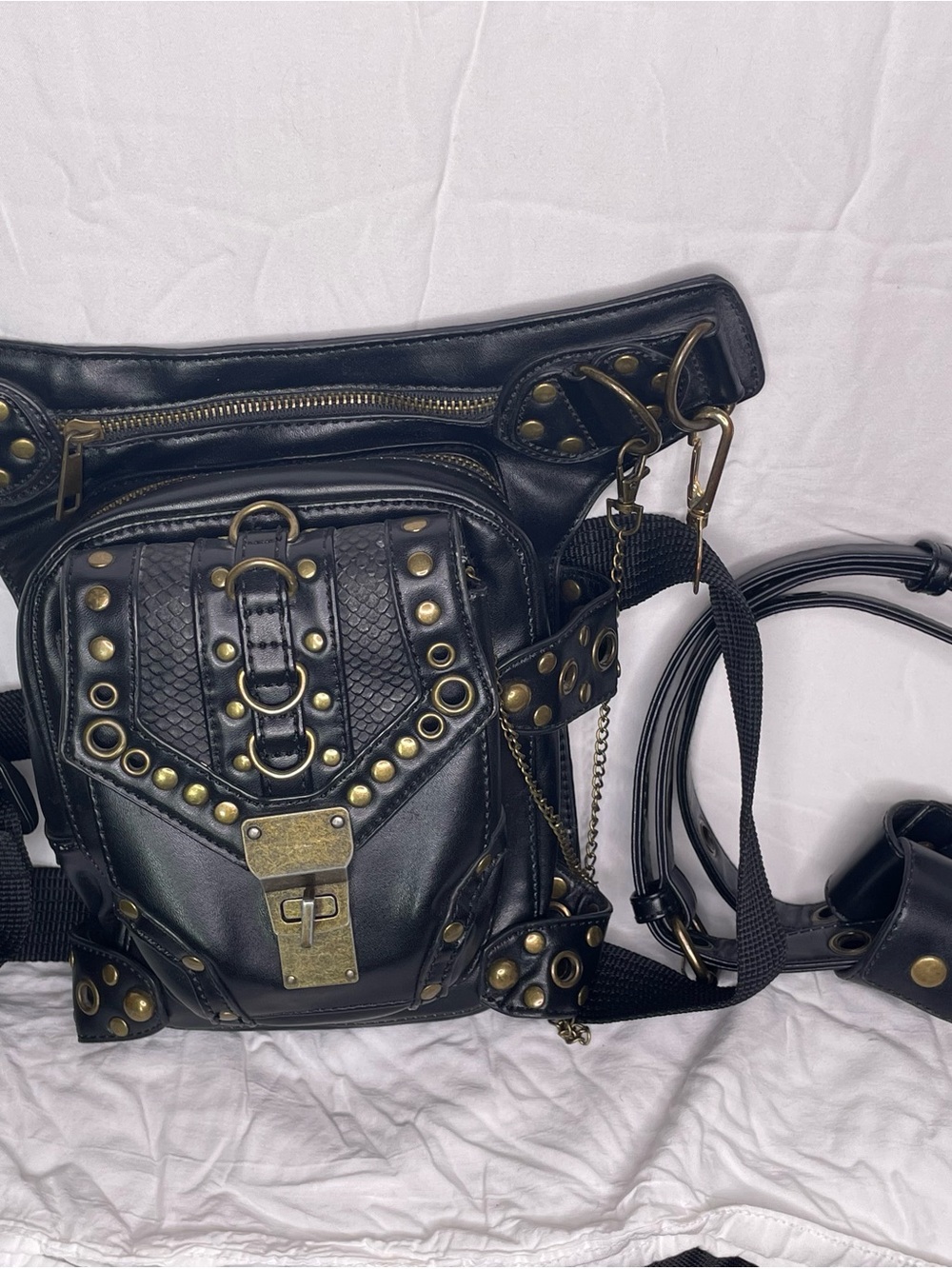 Steel Master Steampunk Gothic Thigh Bag & Leg Holster